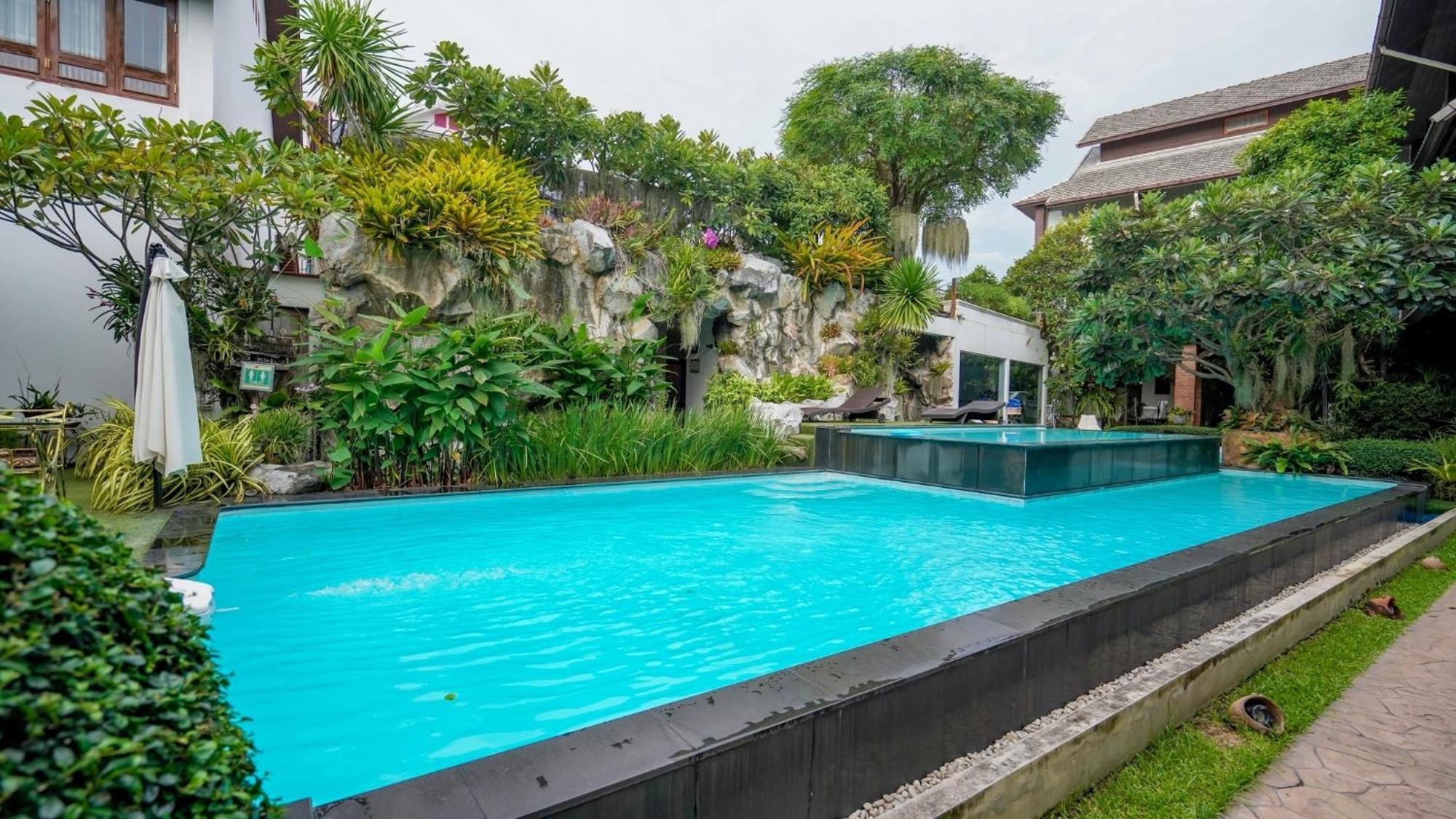 Kodchasri Thani Hotel Chiangmai Chiang Mai Exterior foto